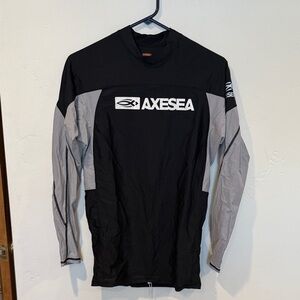 AXESEA Black and Gray Men's Rash Guard
